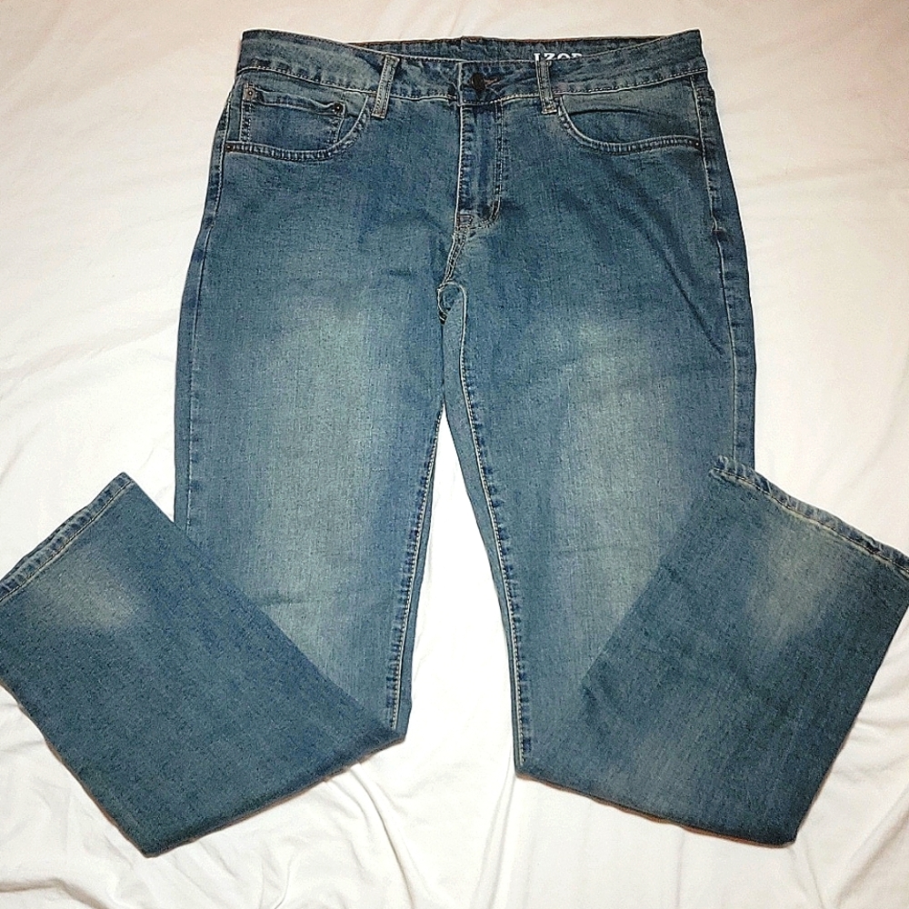 Men's Izod Comfort Stretch Jeans.  Straight Leg size 32 x 32